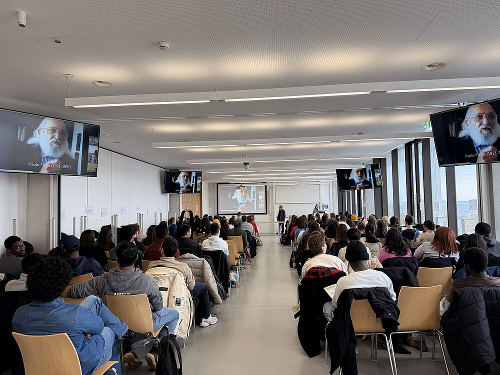 [Translate to Serbian:] 